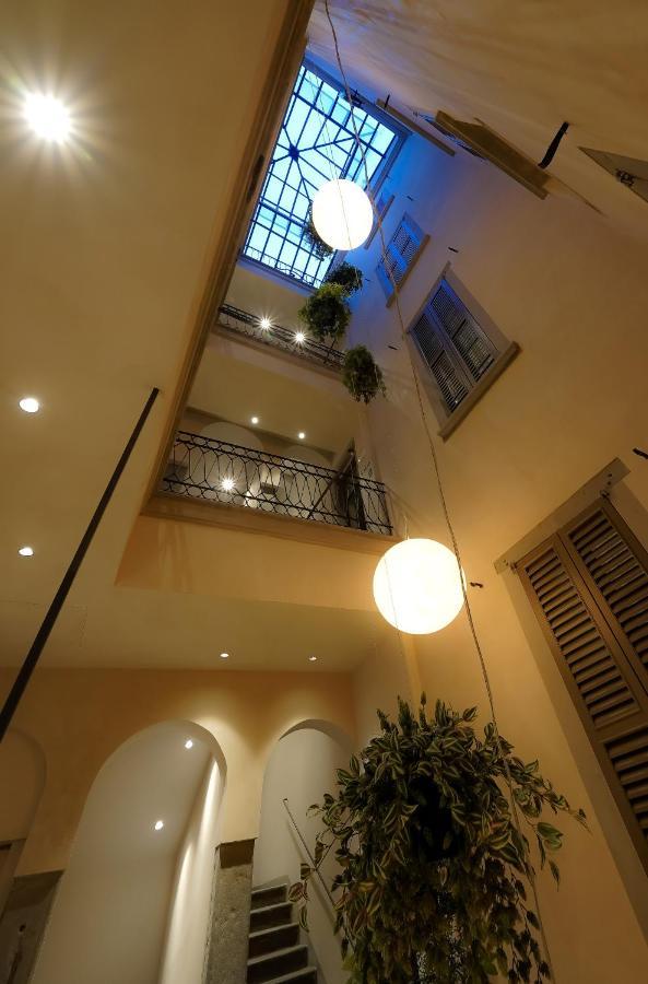 Bergamo Inn 21 Экстерьер фото Interior of the hotel